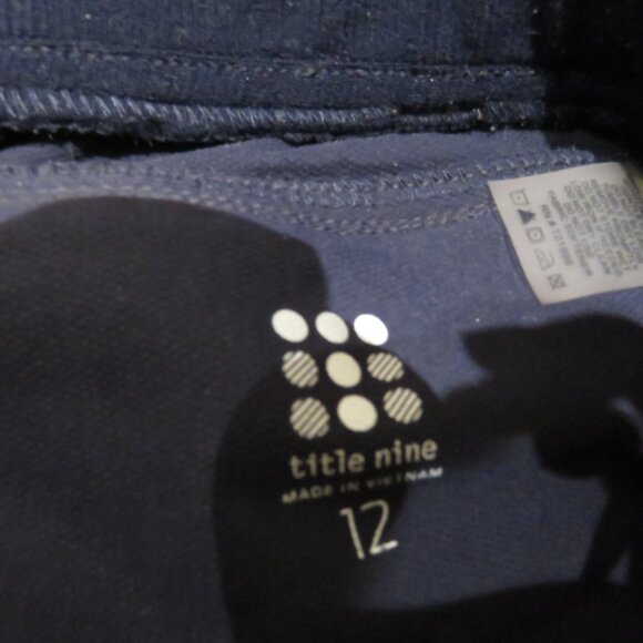 TITLE NINE Clamber 13" Shorts in Navy Outdoor Gorpcore Hiking Sport - Size US 12 - Picture 12 of 14